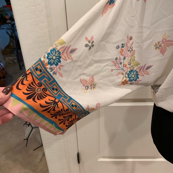 Flying Tomato boho blouse 🌸S: Small - Picture 2 of 4